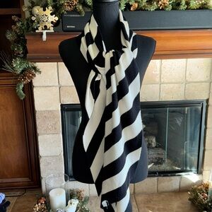 Vintage Gap Scarf